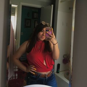 Meet your Posher, Melissa